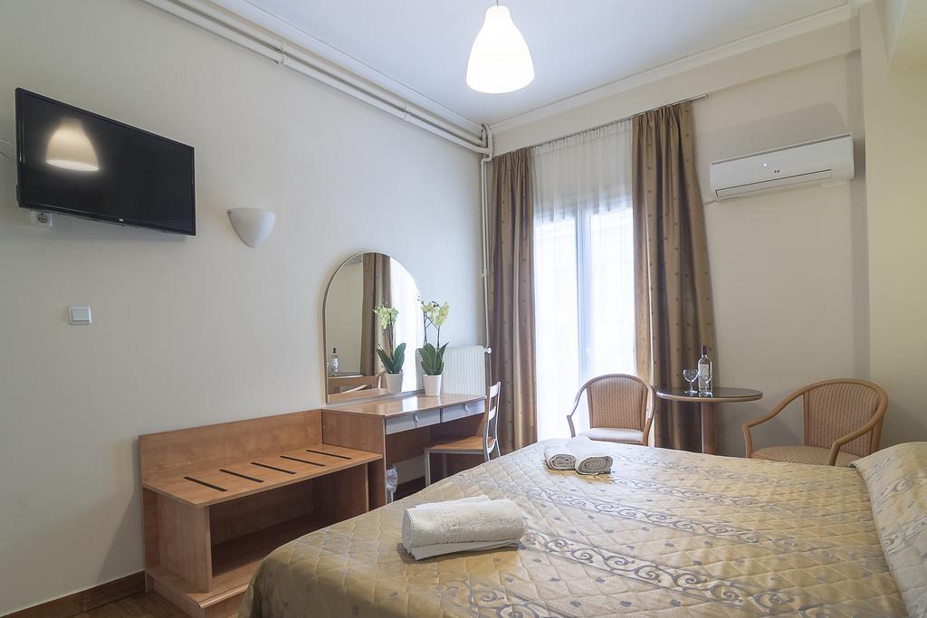 Ares Athens Hotel Экстерьер фото